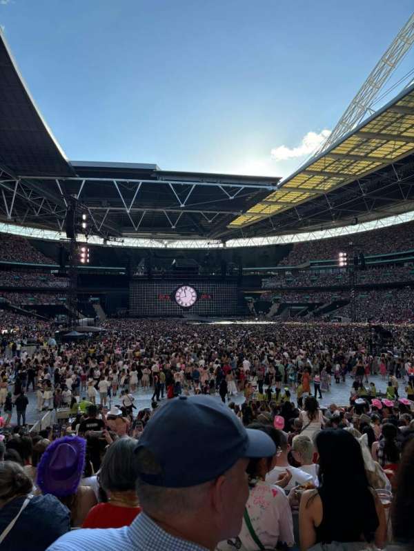 Wembley Stadium, bloc: 113, rangée: 23, place: 51
