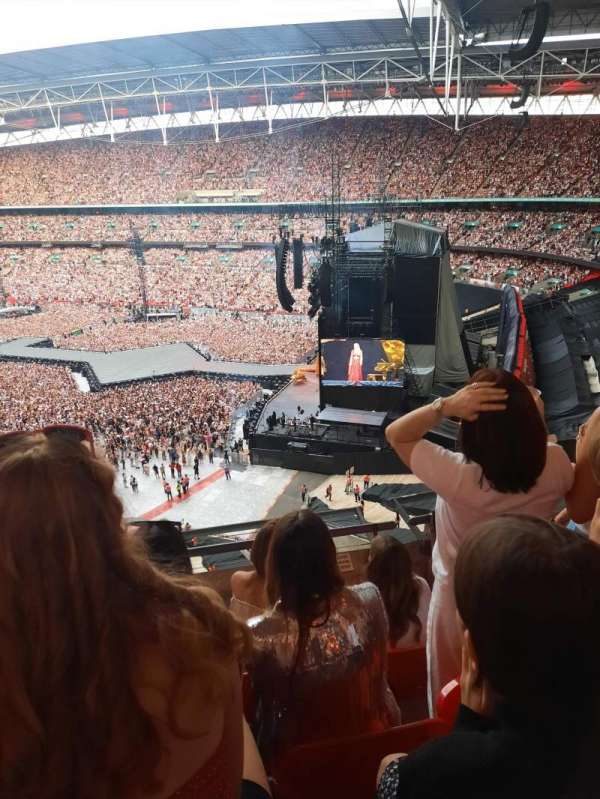 Wembley Stadium, bloc: 546, rangée: 4, place: 206