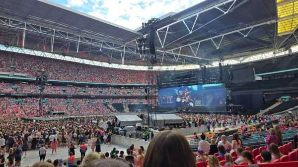 Wembley Stadium, bloc: 102, rangée: 17, place: 67