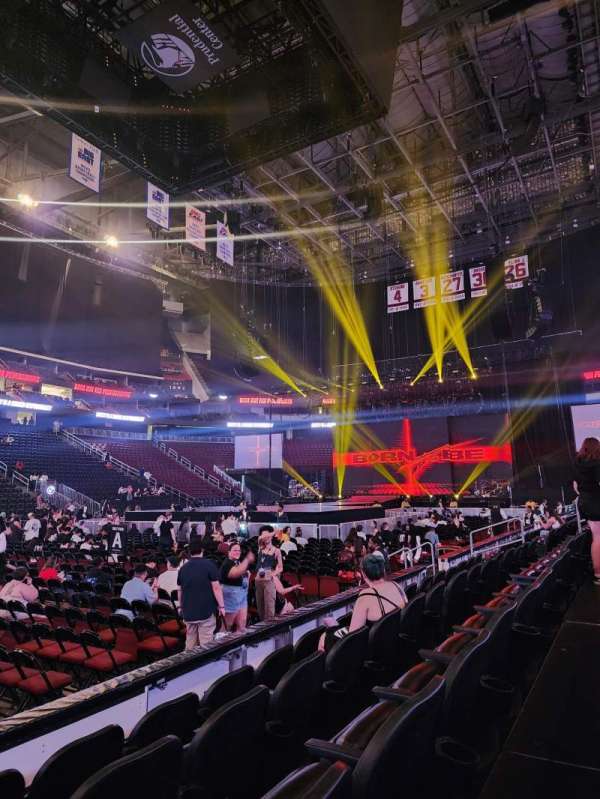 Prudential Center, bloc: 7, rangée: 4, place: 19