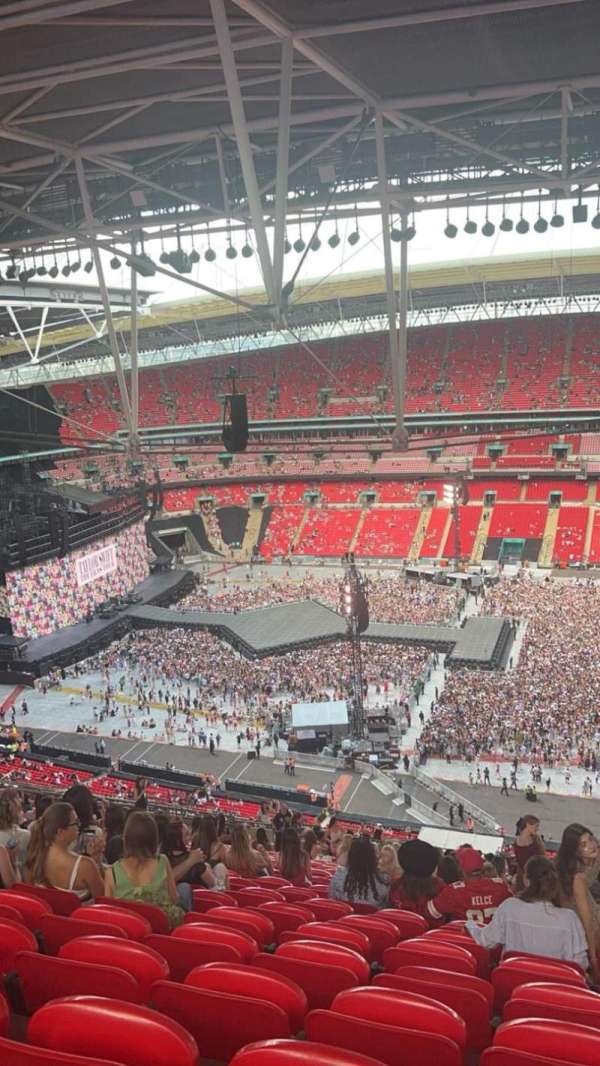 Wembley Stadium, bloc: 525, rangée: 40, place: 358