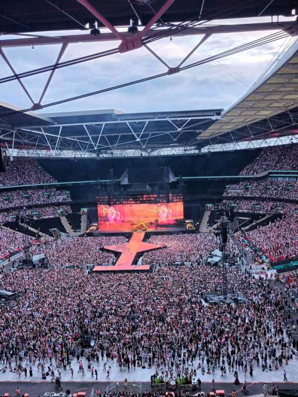 Wembley Stadium, bloc: 512, rangée: 24, place: 349