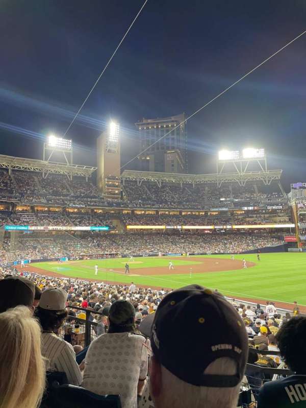 Petco Park, bloc: 119, rangée: 29, place: 13