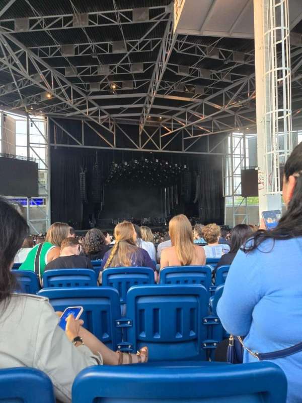 RBC Amphitheatre, bloc: 304, rangée: H, place: 8