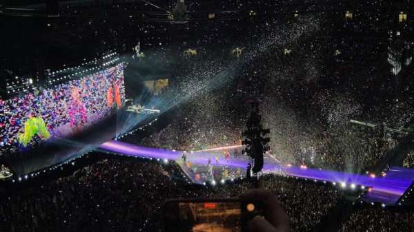 Wembley Stadium, bloc: 524, rangée: 41, place: 328