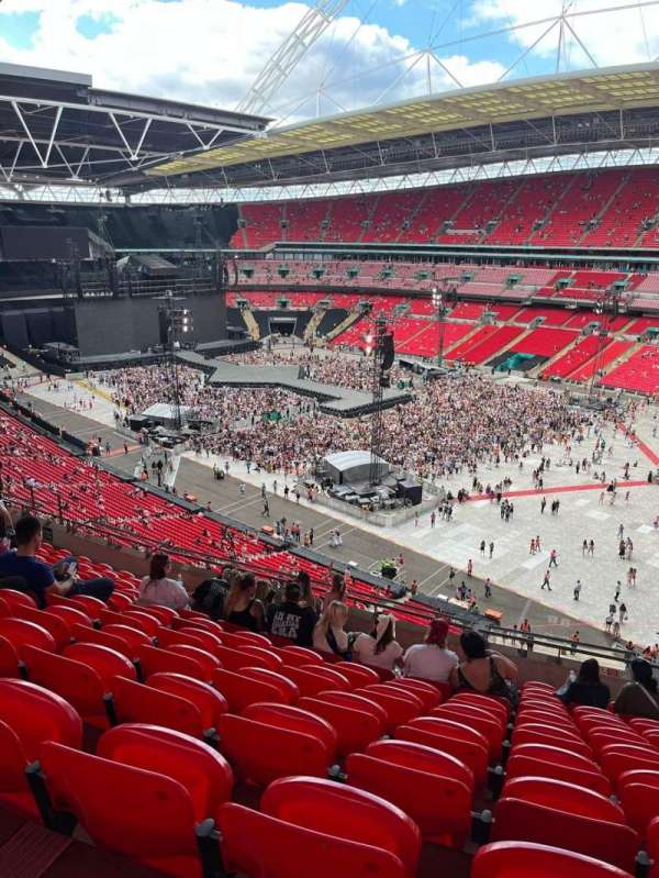 Wembley Stadium, bloc: 521, rangée: 11, place: 233
