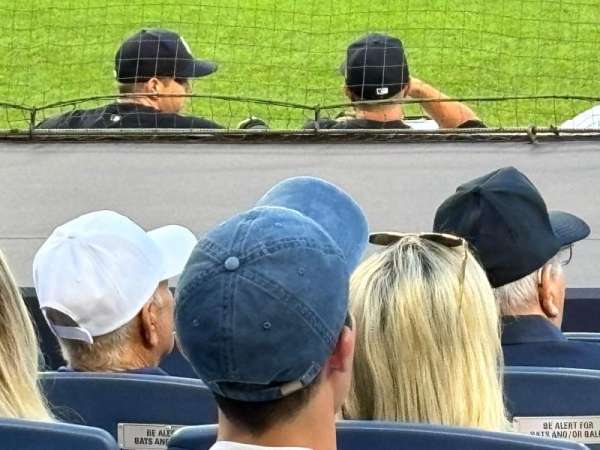 Yankee Stadium, bloc: 117A, rangée: 2, place: 2