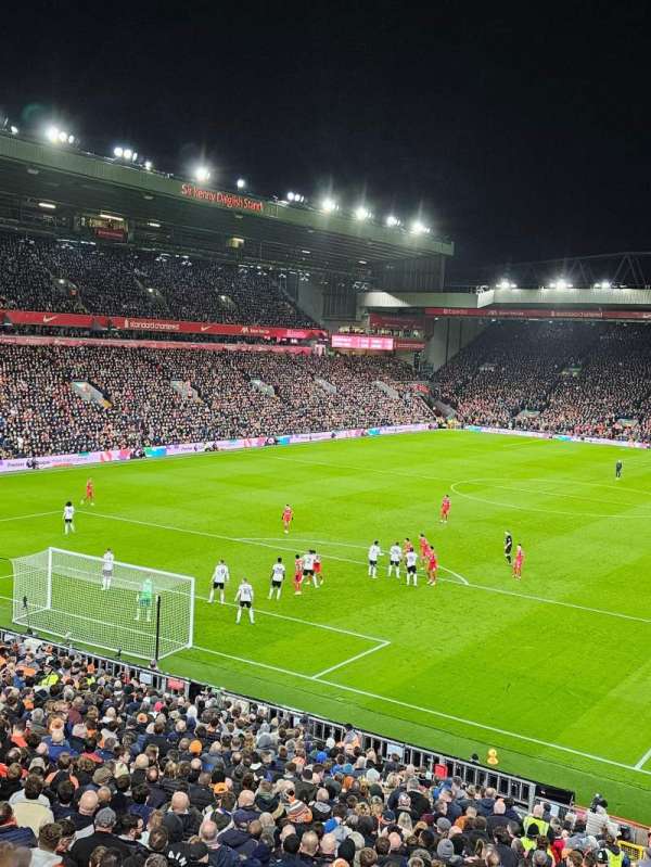 anfield, bloc: AM6, rangée: 2, place: 169