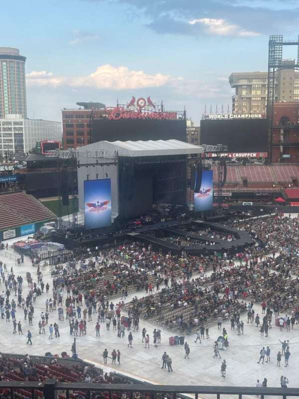 Busch Stadium, bloc: 360, rangée: 3, place: 2