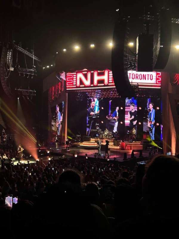 Scotiabank Arena, bloc: 119, rangée: 15, place: 22