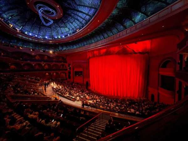 O Theatre, bloc: 200, rangée: R, place: 219