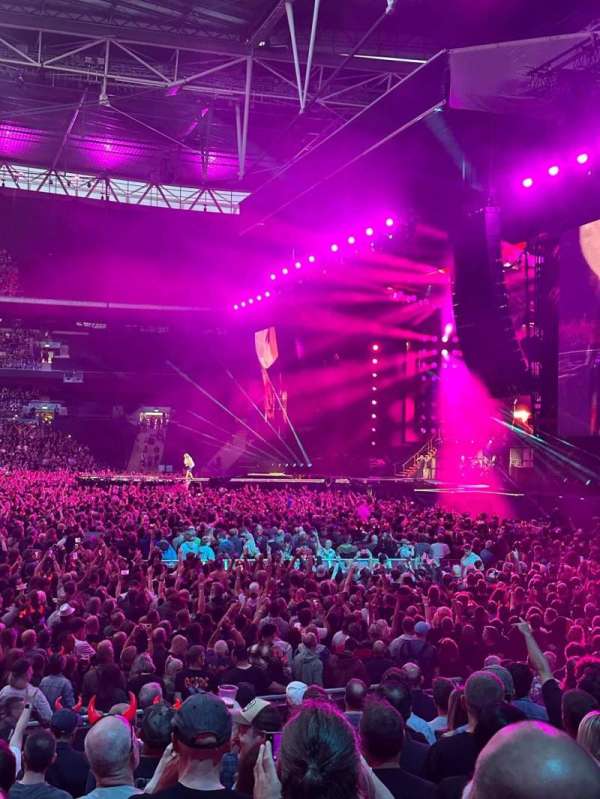 Wembley Stadium, bloc: 142, rangée: 13, place: 245