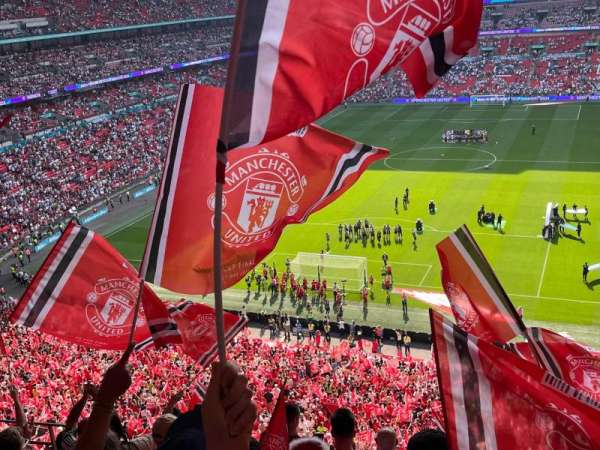 Wembley Stadium, bloc: 512, rangée: 8, place: 336