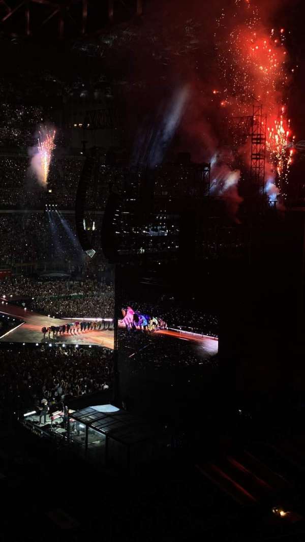 San Siro, bloc: 219, rangée: 8, place: 4