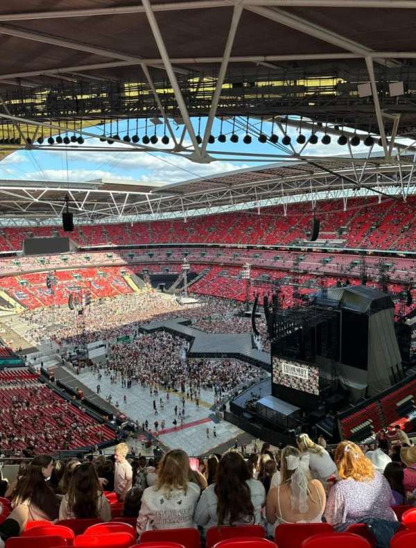 Wembley Stadium, bloc: 545, rangée: 28, place: 149