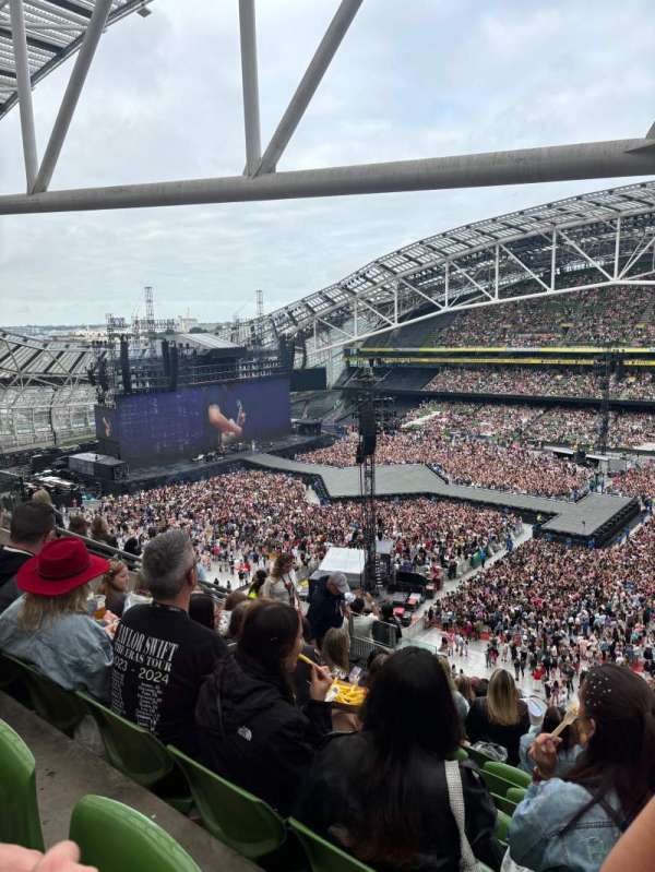 Aviva Stadium, bloc: 523, rangée: P, place: 3