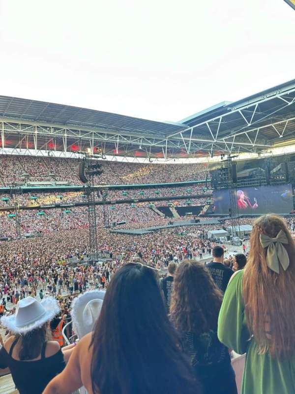 Wembley Stadium, bloc: 104, rangée: 41, place: 47