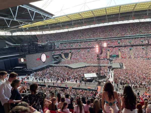 Wembley Stadium, bloc: 227, rangée: 16, place: 1