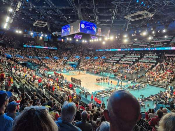 Accor Arena, bloc: Gradin H, rangée: 10, place: 15