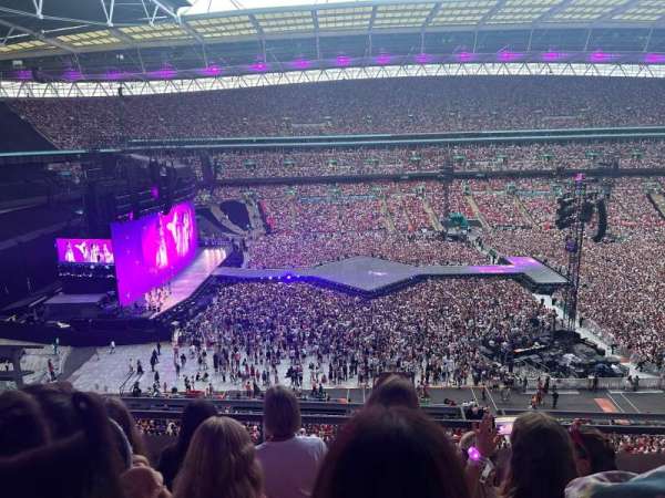 Wembley Stadium, bloc: 529, rangée: 4, place: 69