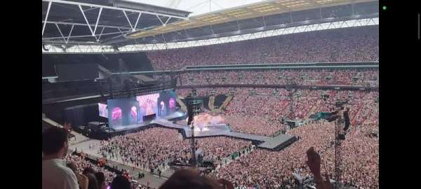 Wembley Stadium, bloc: 524, rangée: 11, place: 305
