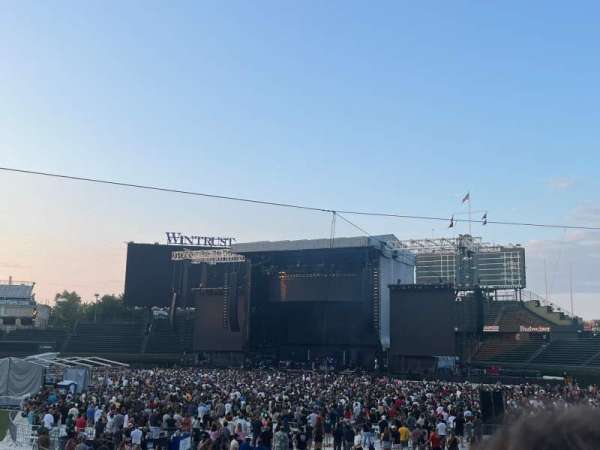 Wrigley Field, bloc: 125, rangée: 13, place: 1