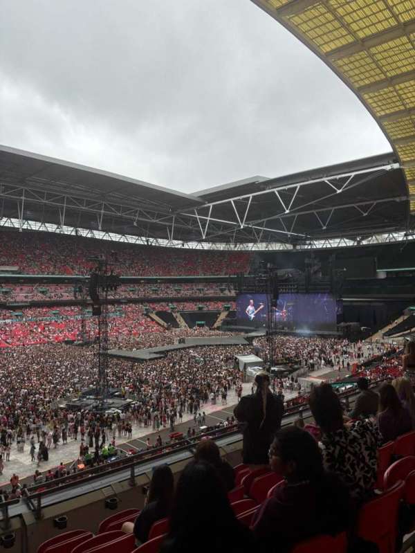 Wembley Stadium, bloc: 205, rangée: 6, place: 92