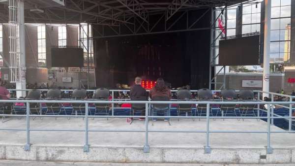 RBC Amphitheatre, bloc: 403, rangée: A, place: 20