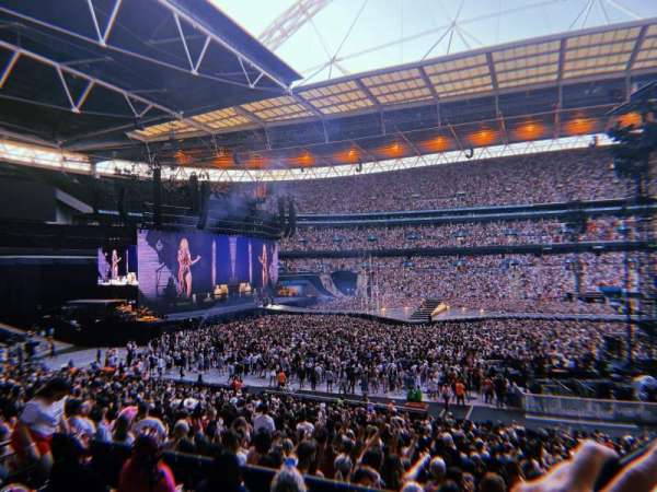 Wembley Stadium, bloc: 124, rangée: 33, place: 30