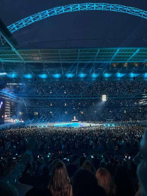 Wembley stadium, bloc: 125, rangée: 25, place: 62