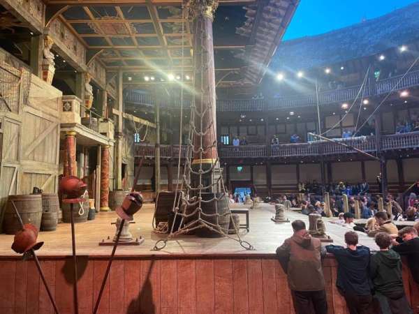 Globe Theatre at Shakespeare's Globe, bloc: Lower Gallery Bay P, rangée: 1, place: 49