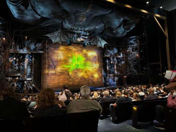 Gershwin Theatre, bloc: Orchestra L, rangée: Q, place: 5