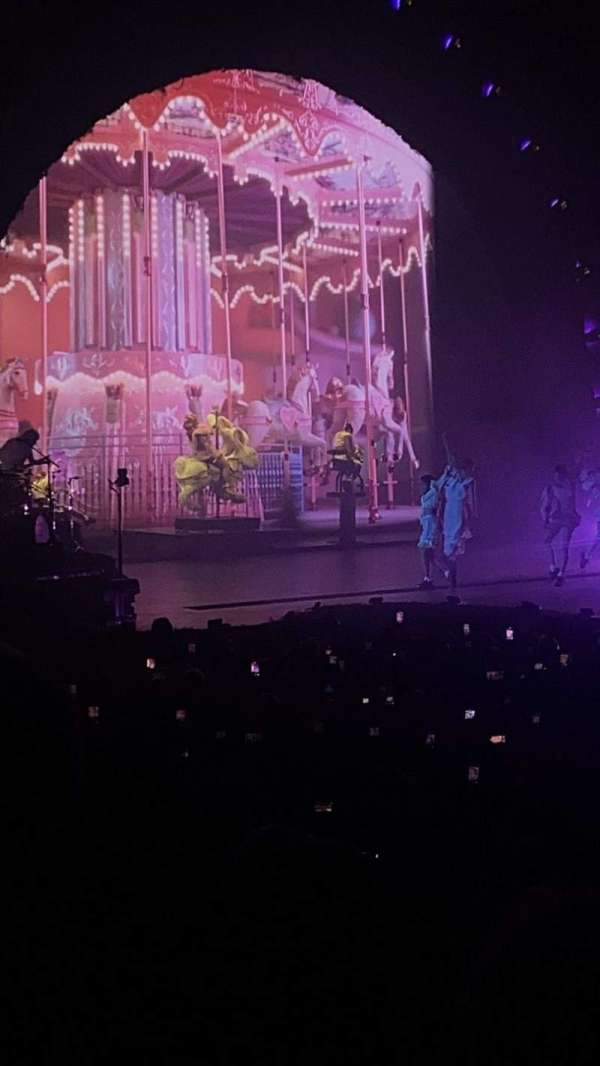 Accor Arena, bloc: Gradin O, rangée: 22, place: 15