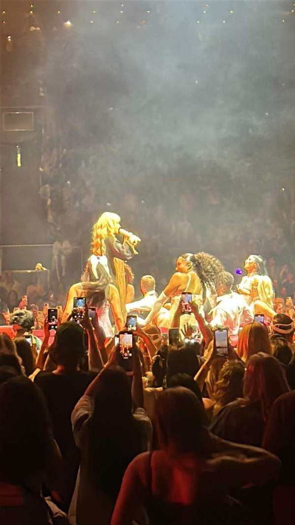 Scotiabank Arena, bloc: 109, rangée: 2, place: 1