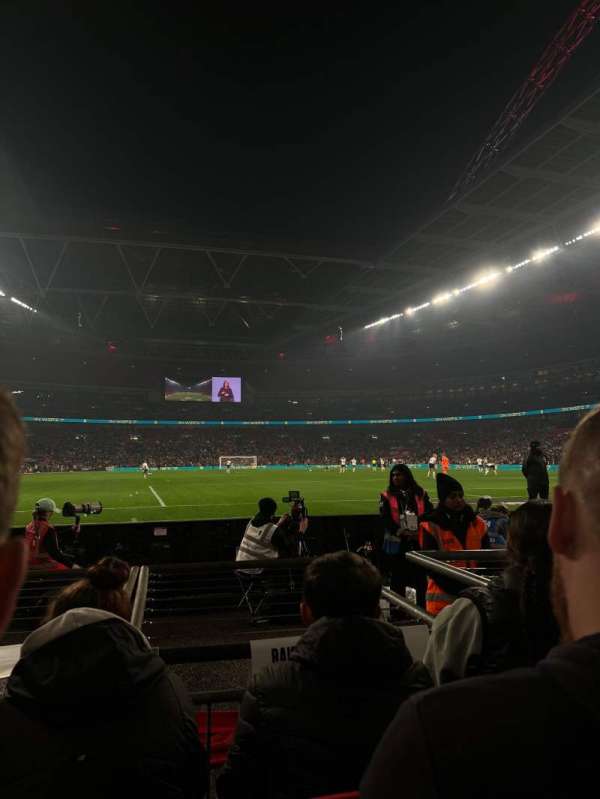 Wembley Stadium, bloc: 113, rangée: 3, place: 50