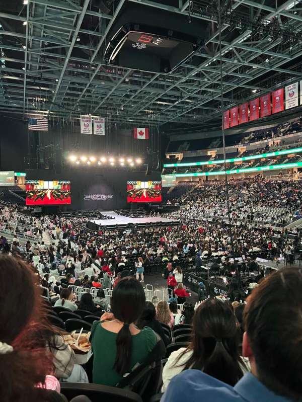 UBS Arena, bloc: 111, rangée: 17, place: 3
