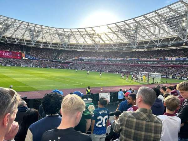 London Stadium, bloc: 146, rangée: 5, place: 40