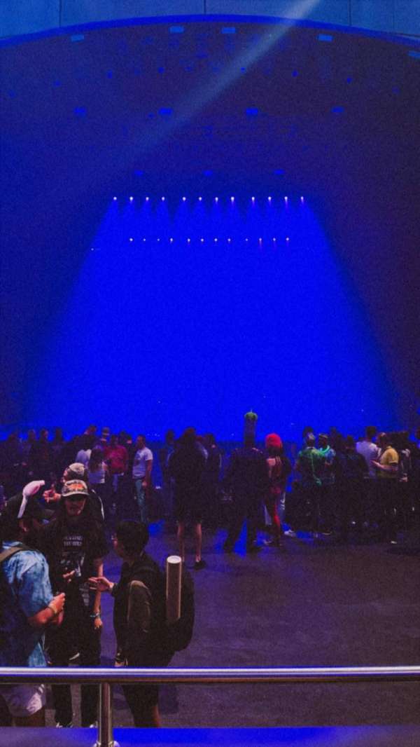 PH Live, bloc: VIP7, rangée: B, place: 5