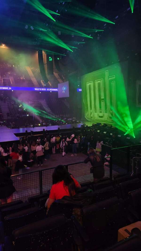 Adidas Arena, bloc: Gradin X, rangée: 7, place: 11