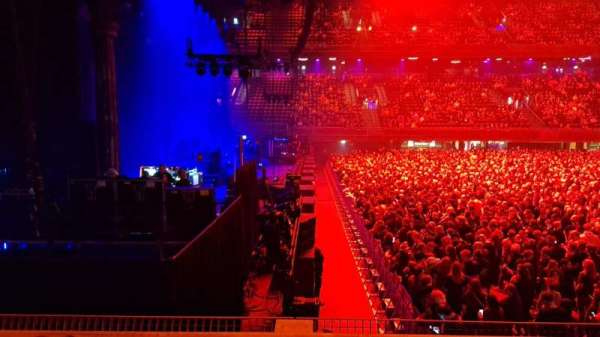 Ziggo Dome, bloc: 111, rangée: 2, place: 403