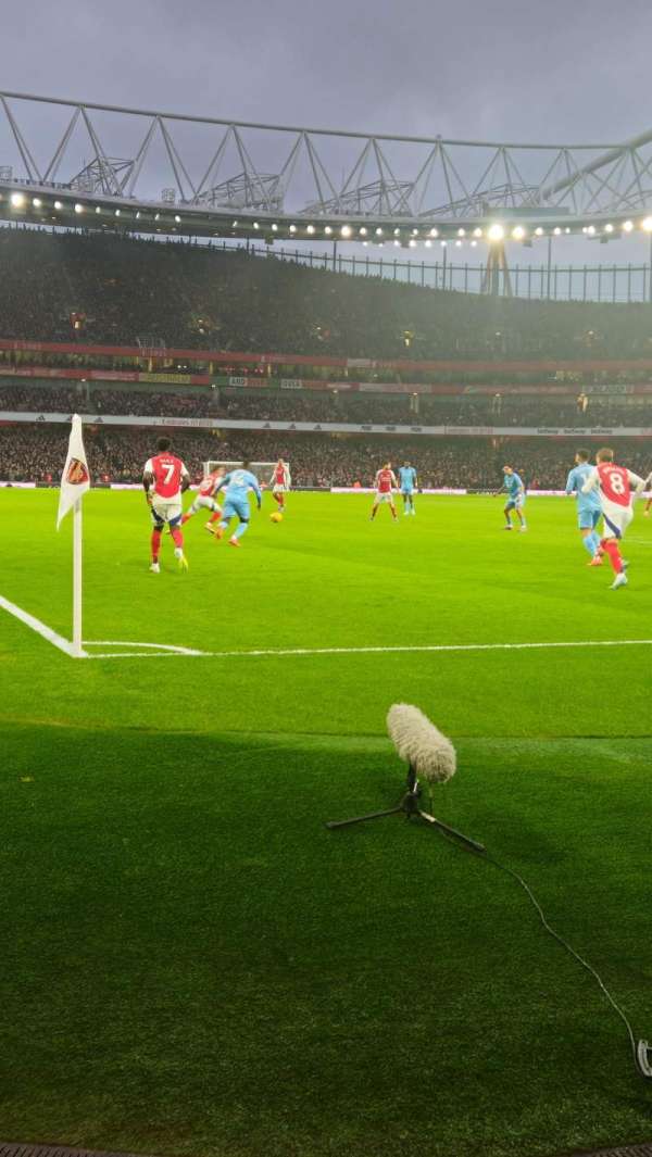 Emirates Stadium, bloc: 28, rangée: 1, place: 859