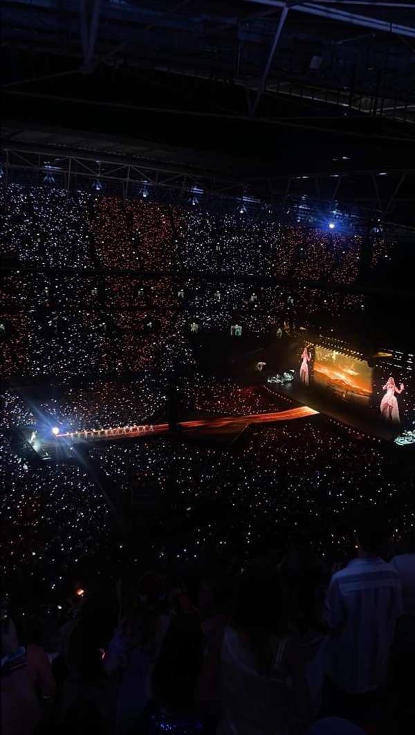 Wembley Stadium, bloc: 503, rangée: 32, place: 62