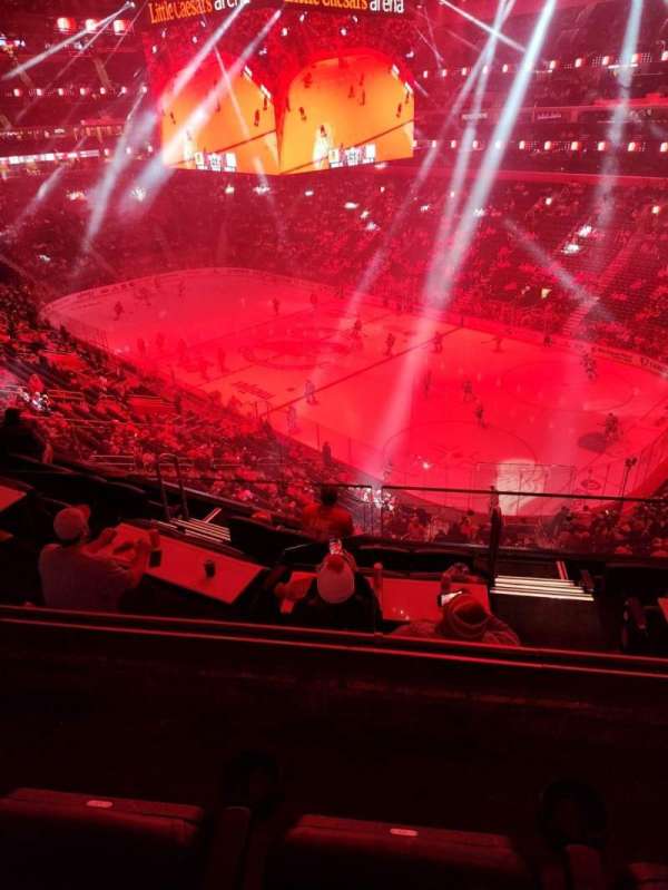 Little Caesars Arena, bloc: M23, rangée: 2, place: 10
