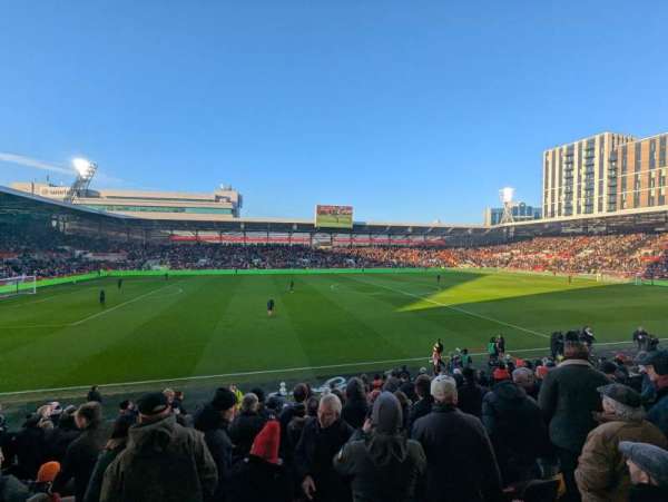 Gtech Community Stadium, bloc: S103, rangée: 15, place: 89
