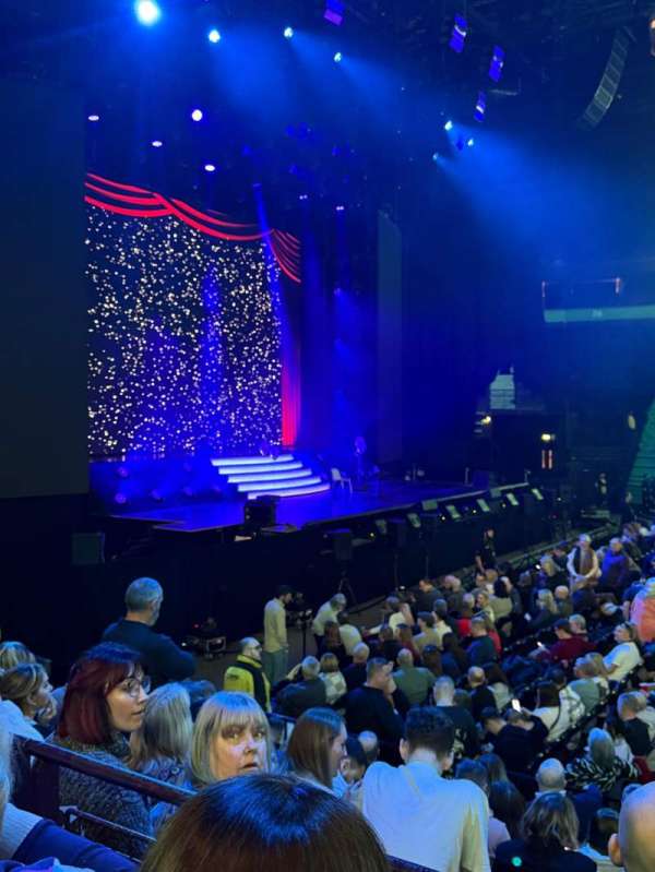 AO Arena, bloc: 102, rangée: H, place: 20