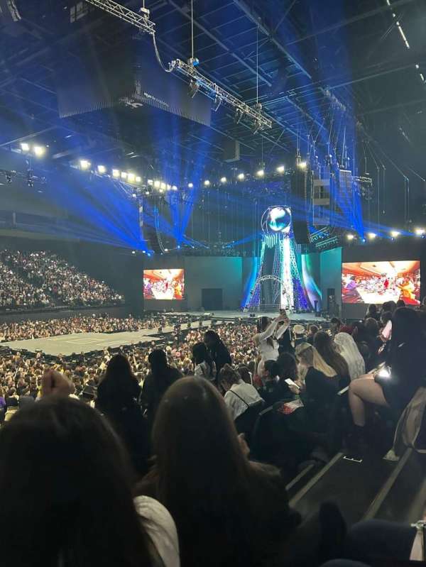 LDLC Arena, bloc: 209, rangée: F, place: 281