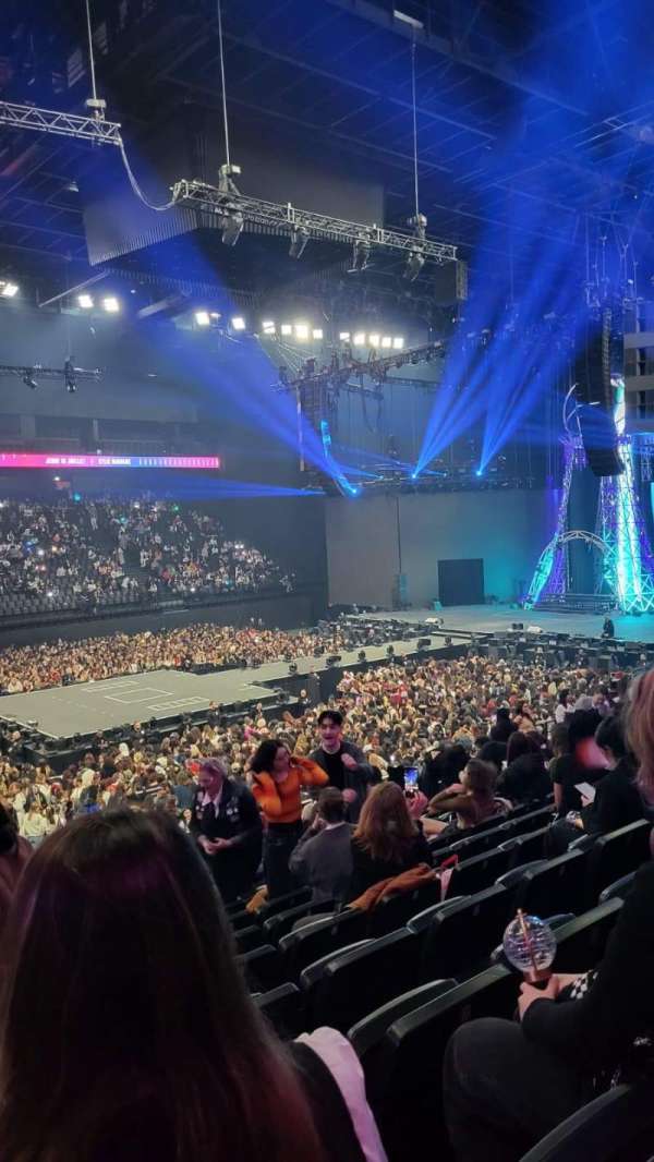 LDLC Arena, bloc: 209, rangée: N, place: 307