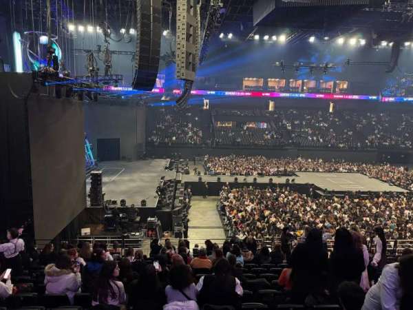 LDLC Arena, bloc: 202, rangée: P, place: 41