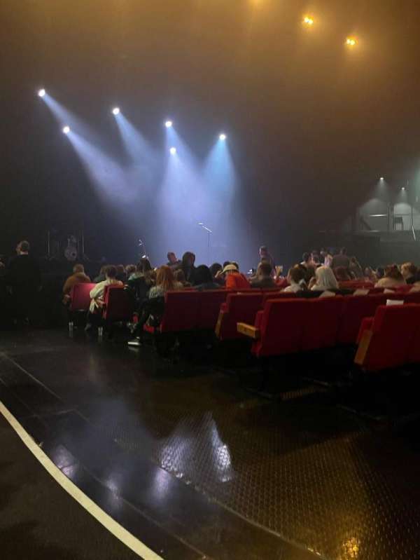 Cirque Royal, bloc: B, rangée: 1, place: 8