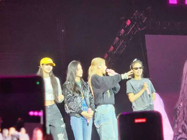 Philippine Arena, bloc: VIP, rangée: 3, place: Standing
